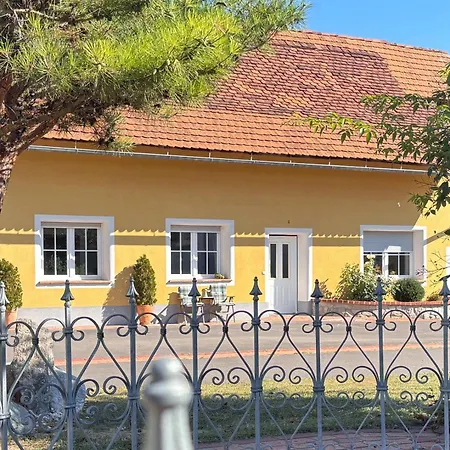 Stilvolle Im Hofidyll - Direkt Am Raabtalradweg 아파트